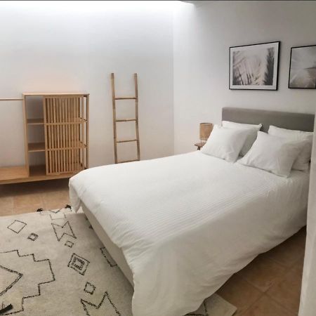 Accommodation In Sesimbra - Two Double Bedroom Экстерьер фото